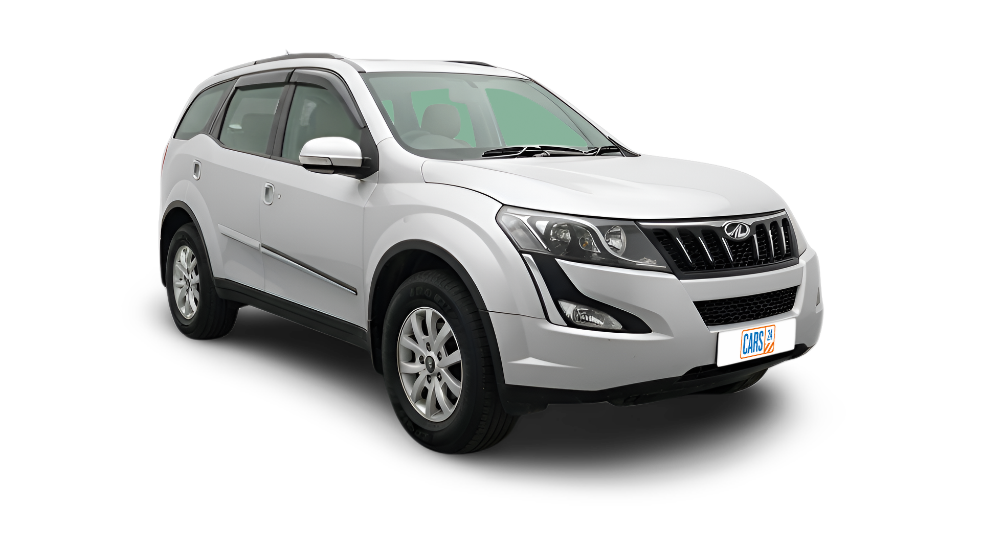 Mahindra XUV500-img